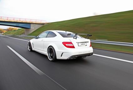 Mercedes-Benz C63 AMG Coupé Black Series محدَّثة من فاث
